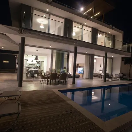 Naya Villa *